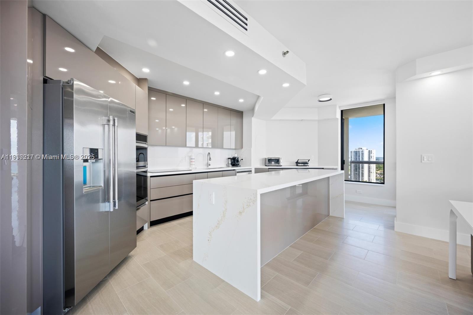 TERRACES NORTH TURNBERRY - Residential