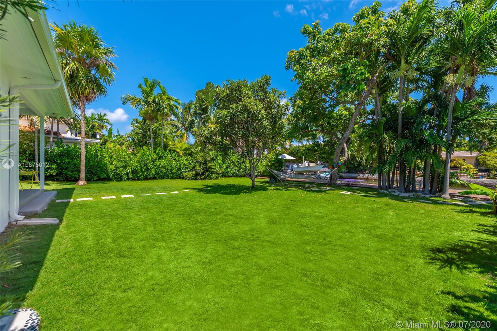 BISCAYNE POINT - Residential