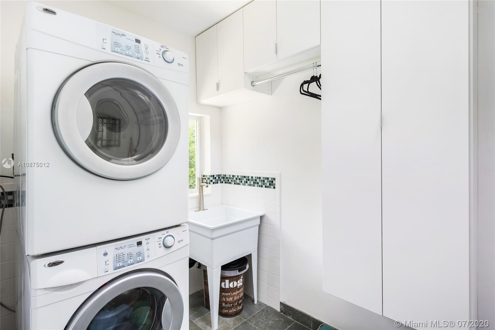 BISCAYNE POINT - Residential