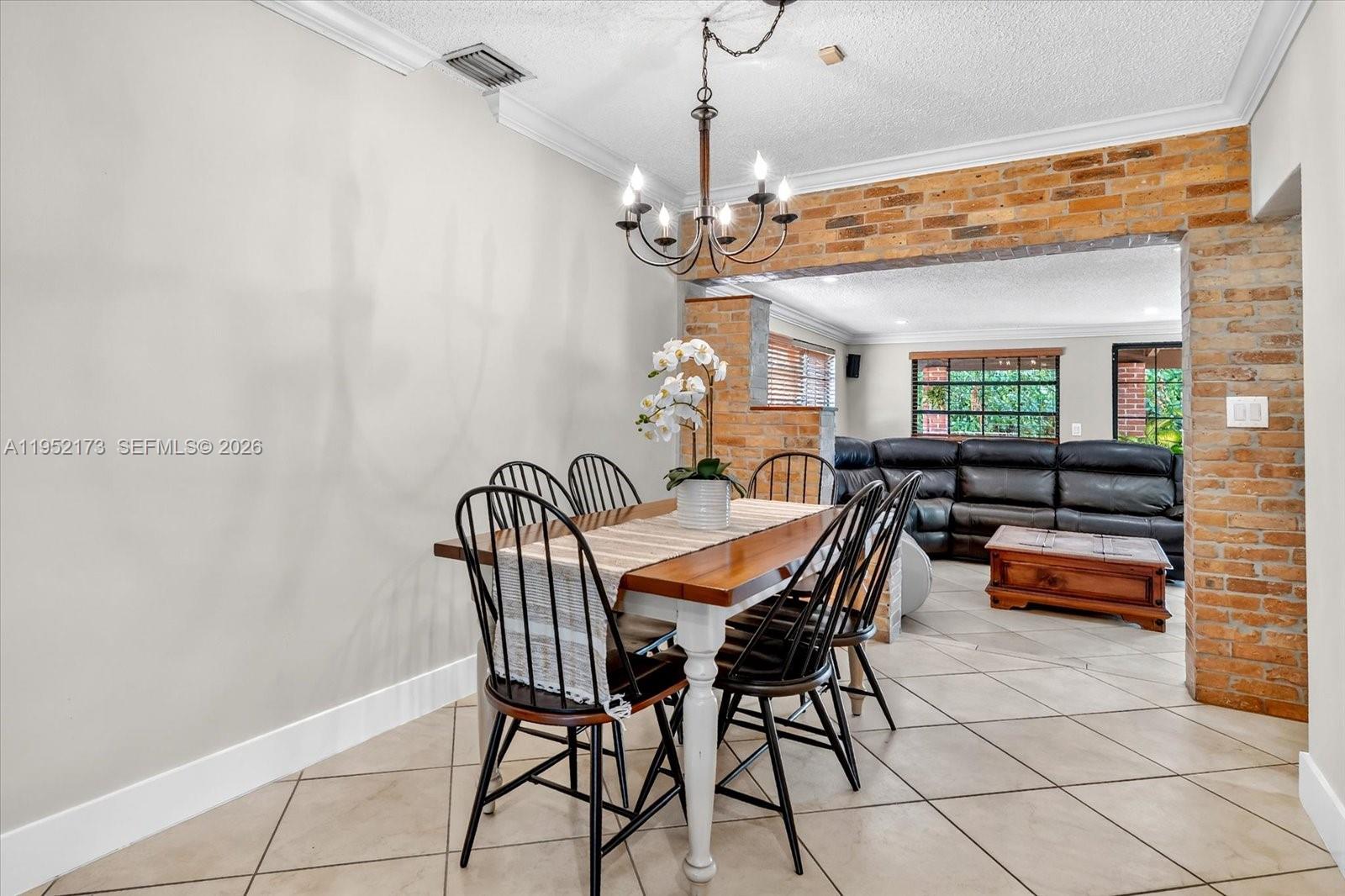 ALTAVISTA PARK SEC 1 - Residential