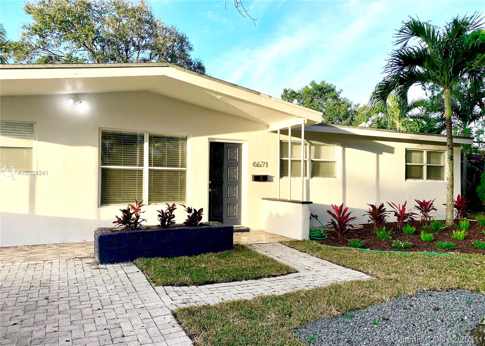 HERITAGE ESTATES SEC ONE - Residential Lease