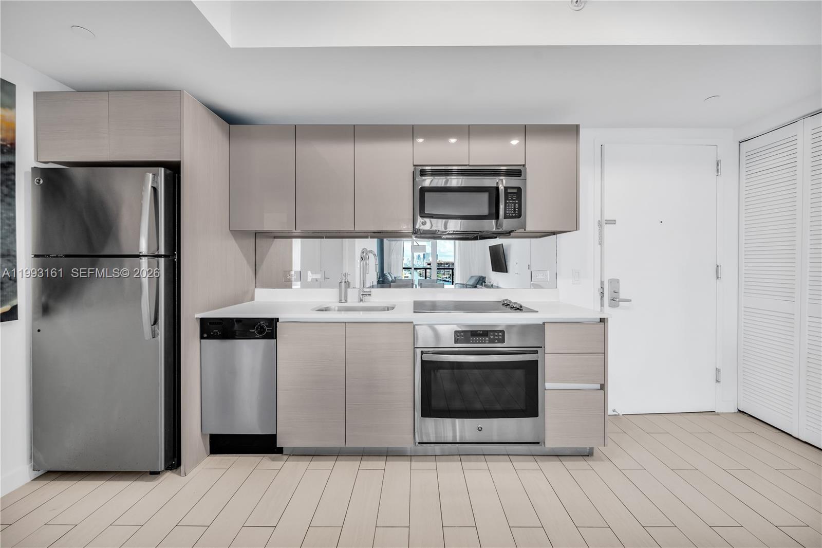 BEACHWALK CONDOMINIUM - Residential