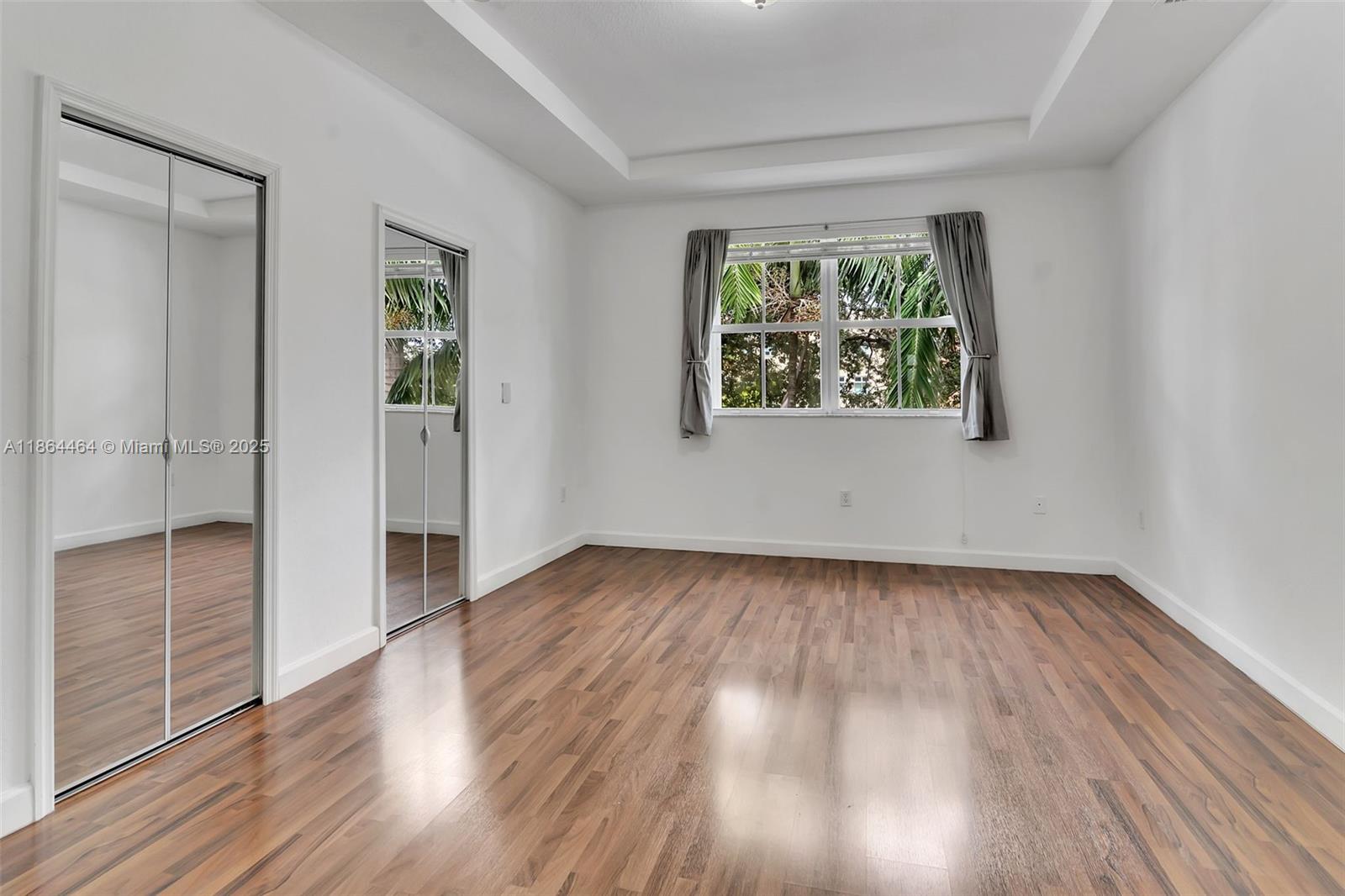 ISLANDS AT DORAL NORTHWEST - Residential