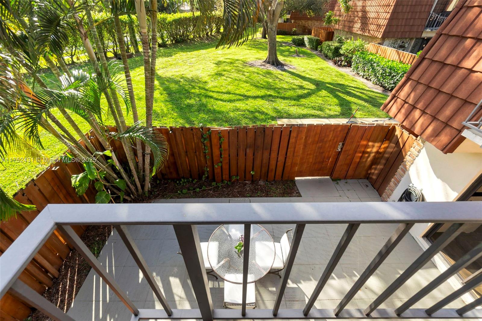 SPANISH WELLS CONDO I - Residential Lease