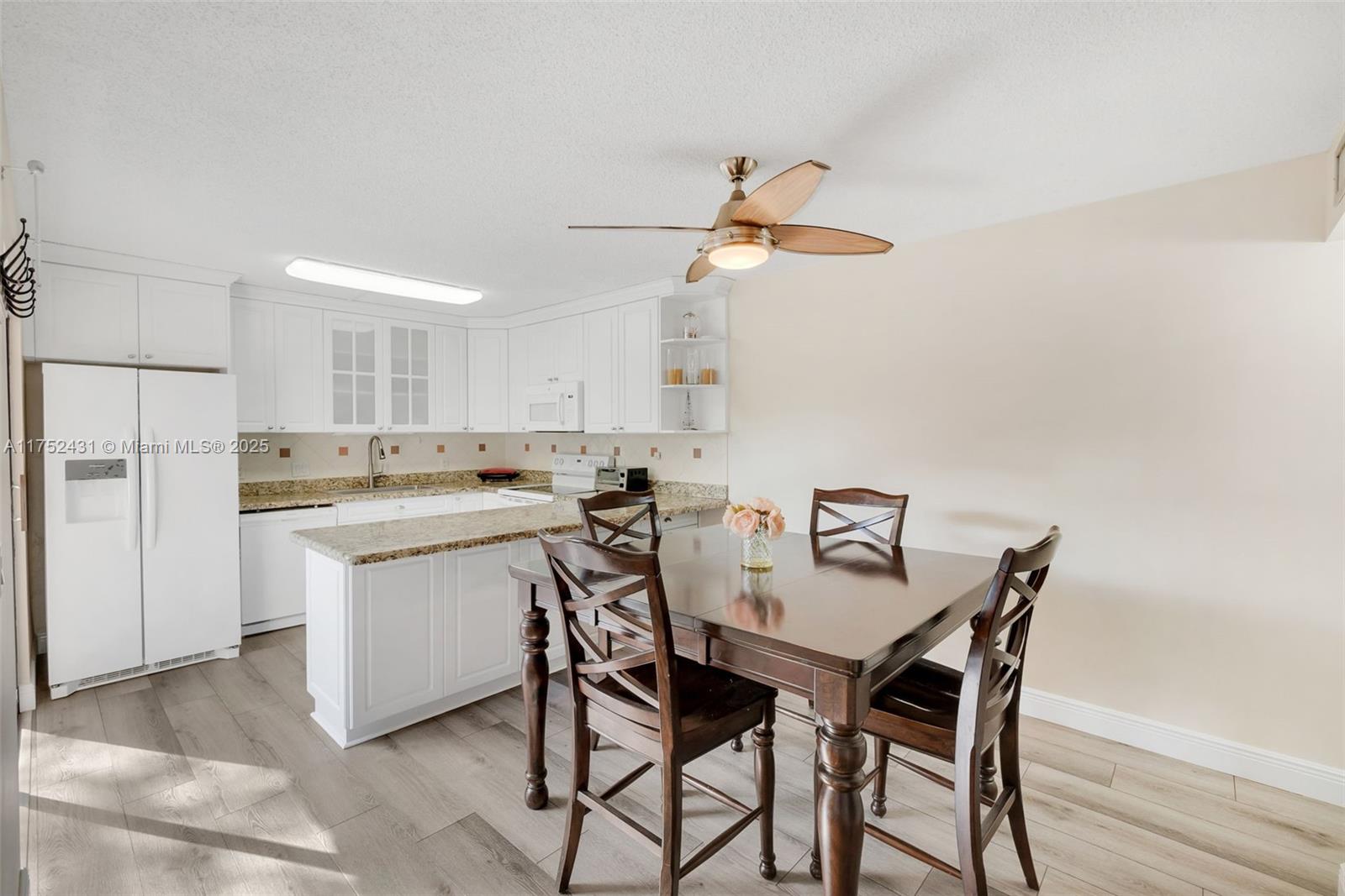 SPANISH WELLS CONDO I - Residential Lease