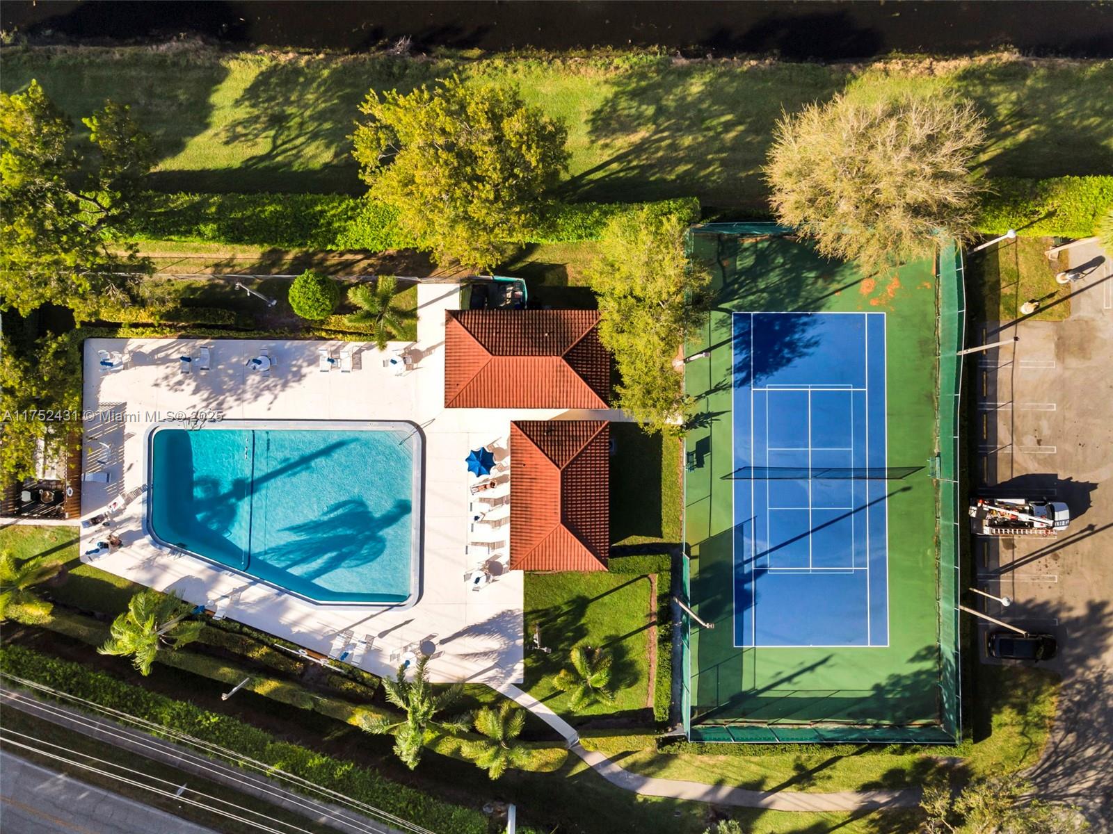 SPANISH WELLS CONDO I - Residential Lease