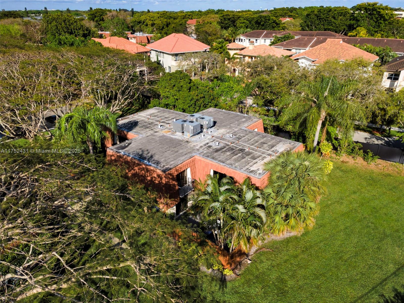 SPANISH WELLS CONDO I - Residential Lease