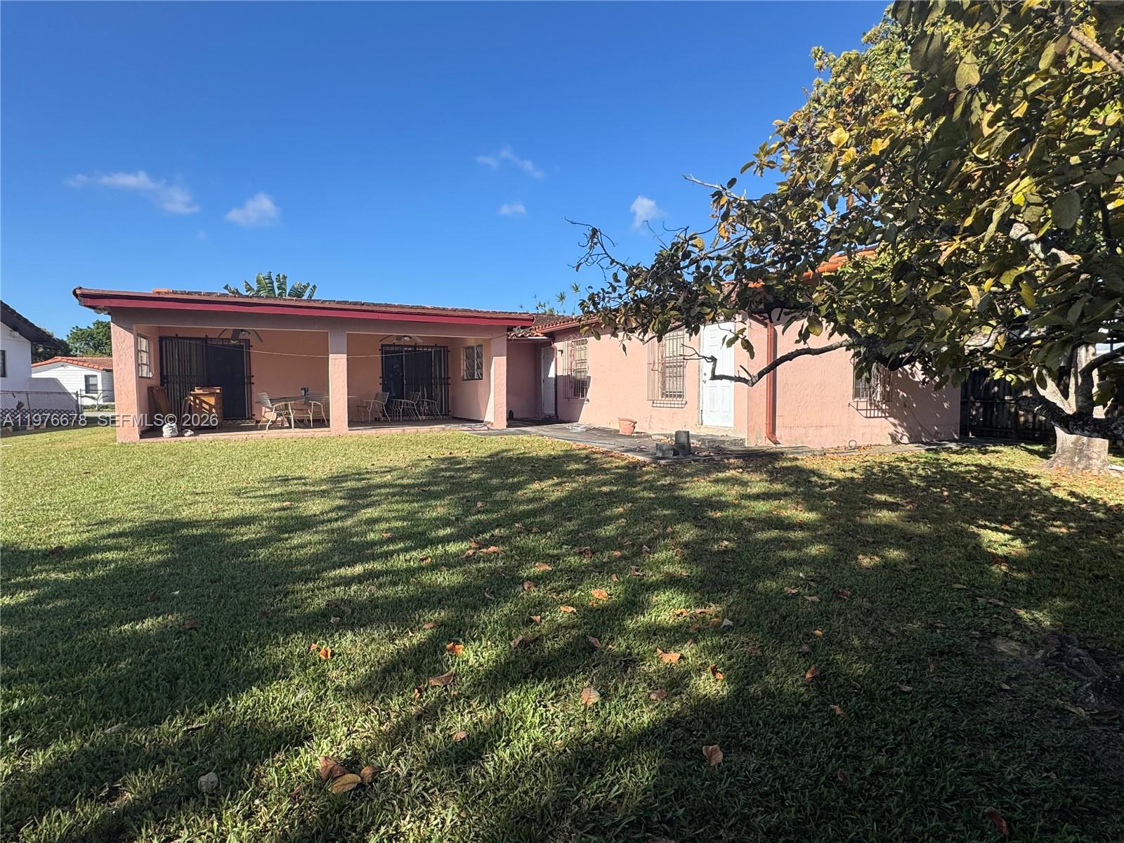 SNAPPER CREEK VILLAS - Residential