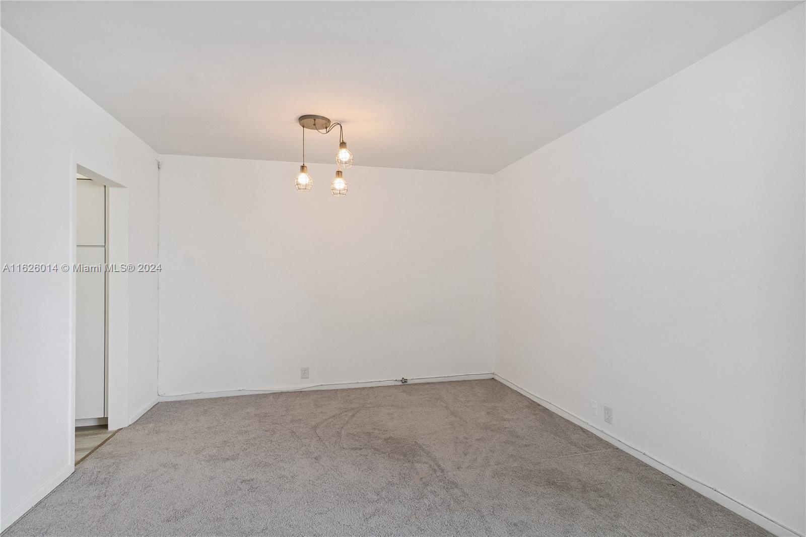 MIRADOR 1000 CONDO - Residential