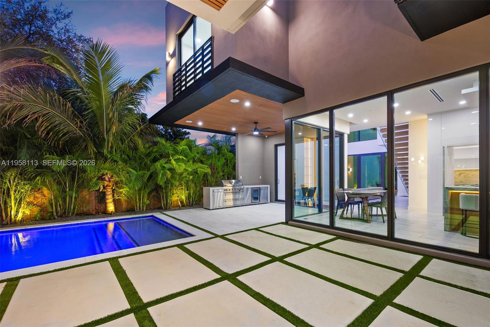 COLUMBIA PARK CORR PL - Residential