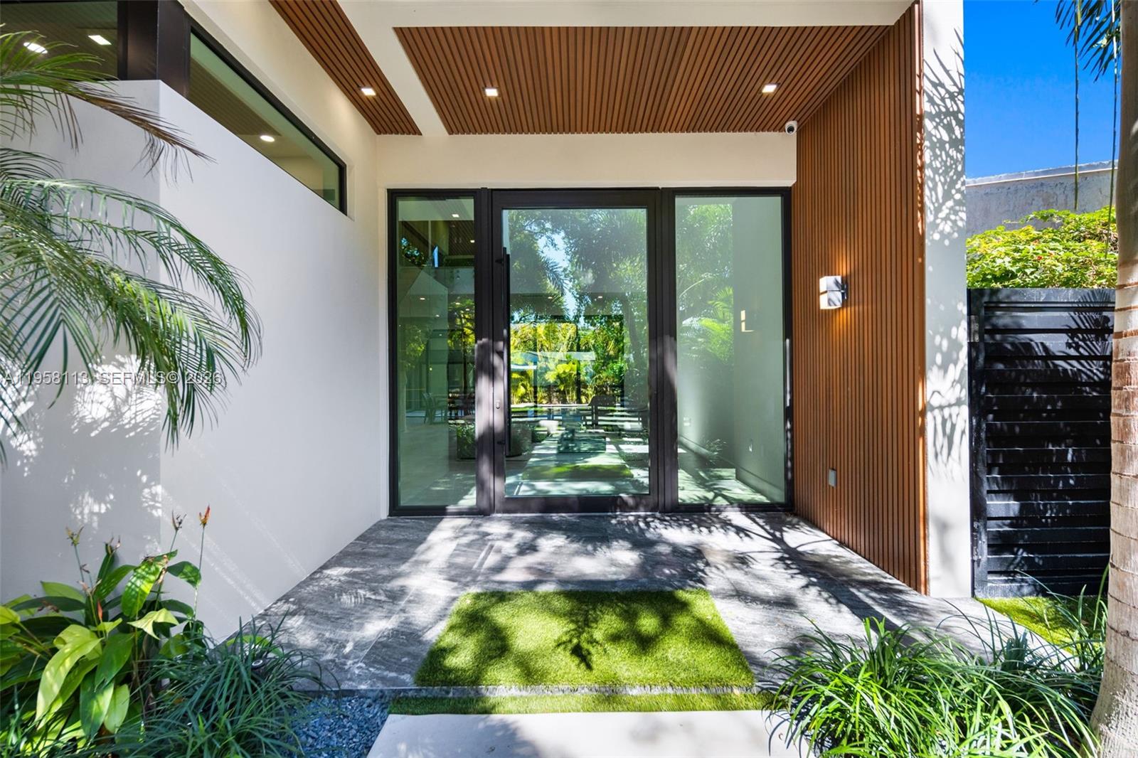 COLUMBIA PARK CORR PL - Residential