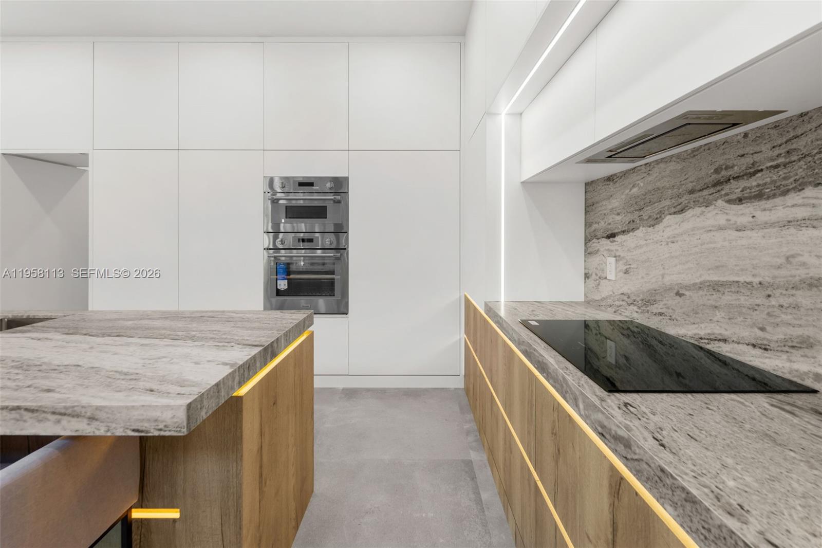 COLUMBIA PARK CORR PL - Residential