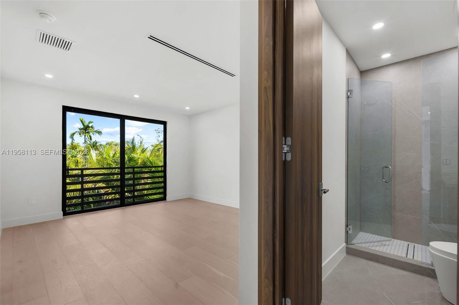 COLUMBIA PARK CORR PL - Residential