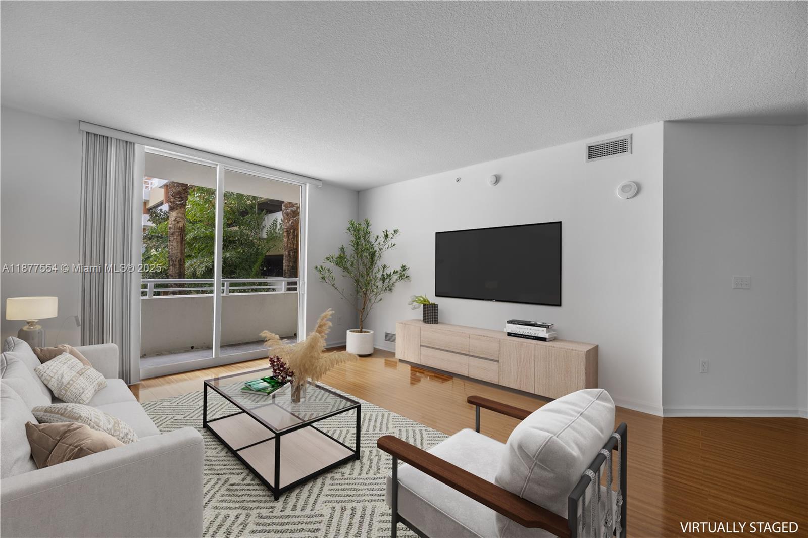 Beautiful 1/1 apartment at The Venture at Aventura, available for a minimum rental of 3 months. Modern unit with fully equipped kitchen, stainless steel appliances, and in-unit washer/dryer. Enjoy resort-style living with pools, jacuzzi, fitness center, movie theater, social lounge, business center, concierge, and 24/7 security. Prime location just steps from restaurants, shops, supermarkets, and only minutes away from Aventura Mall and the beaches.