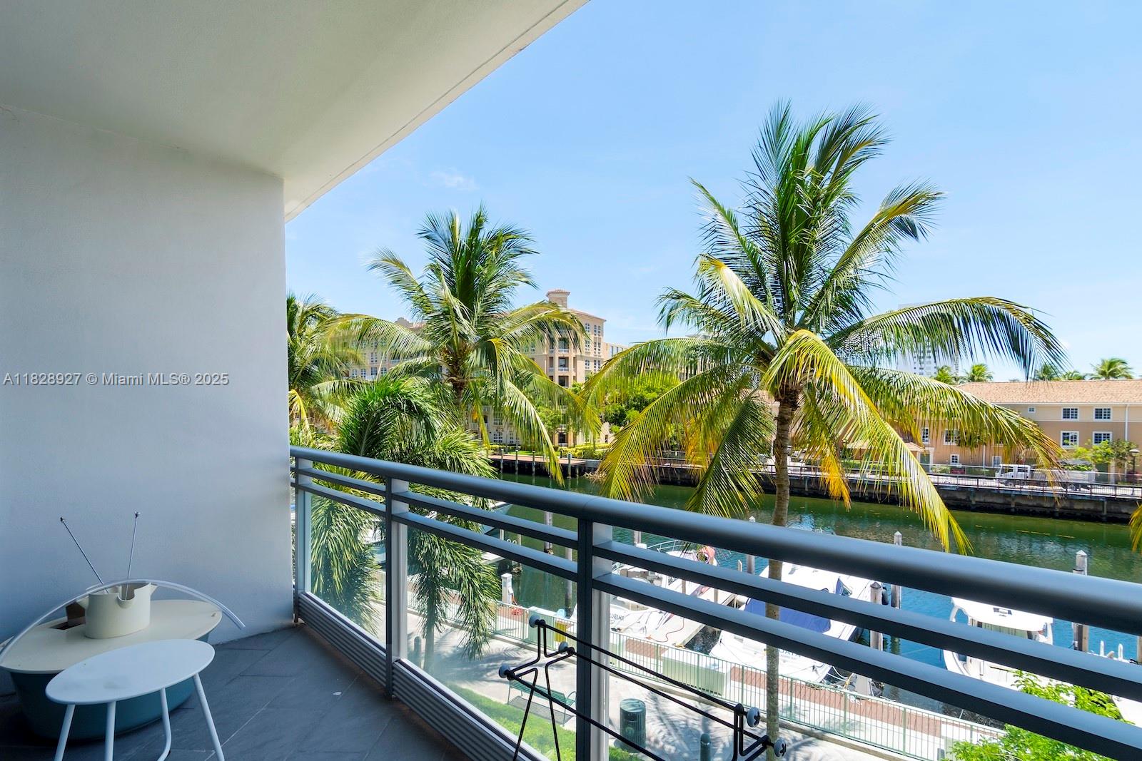 ARTECH RESIDENCES AT AVEN - Residential