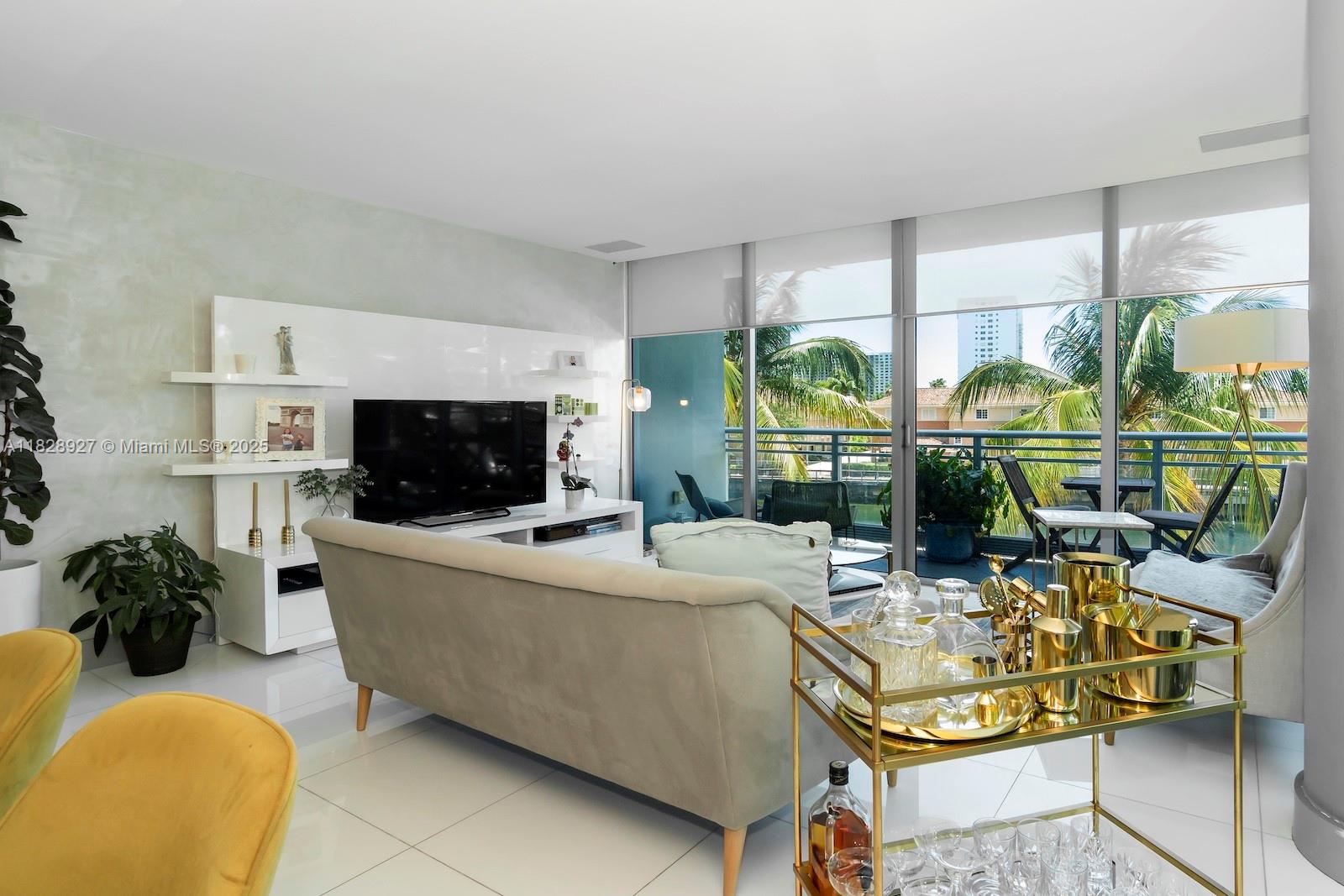 ARTECH RESIDENCES AT AVEN - Residential