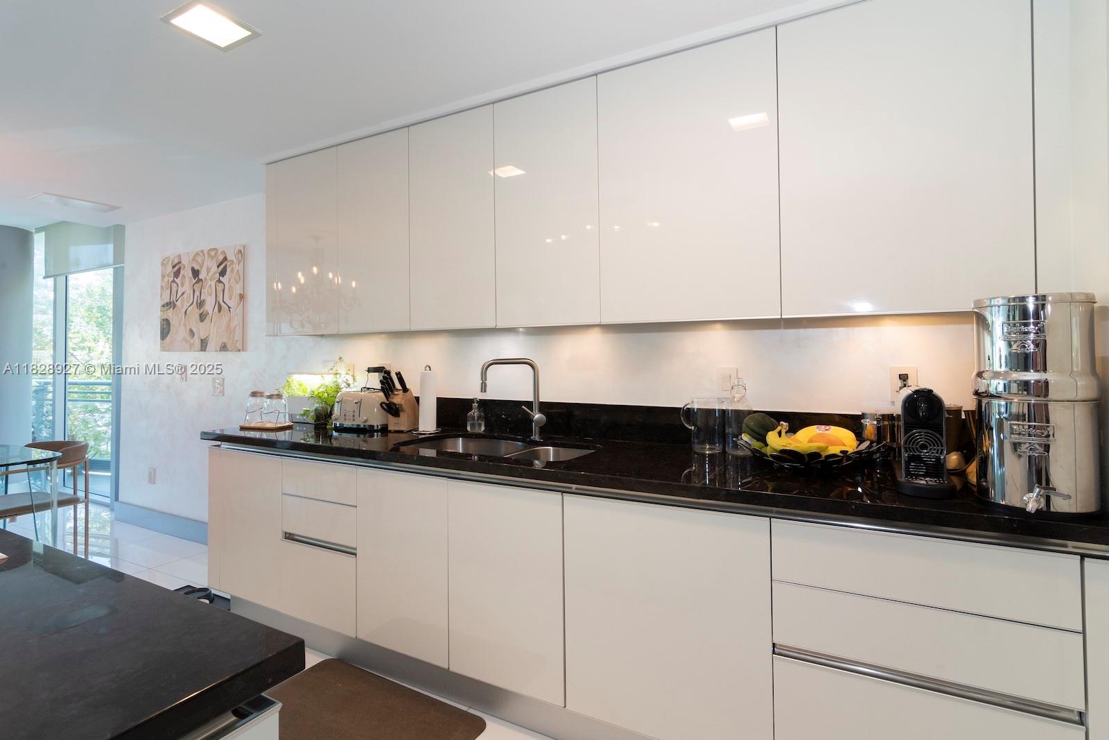 ARTECH RESIDENCES AT AVEN - Residential