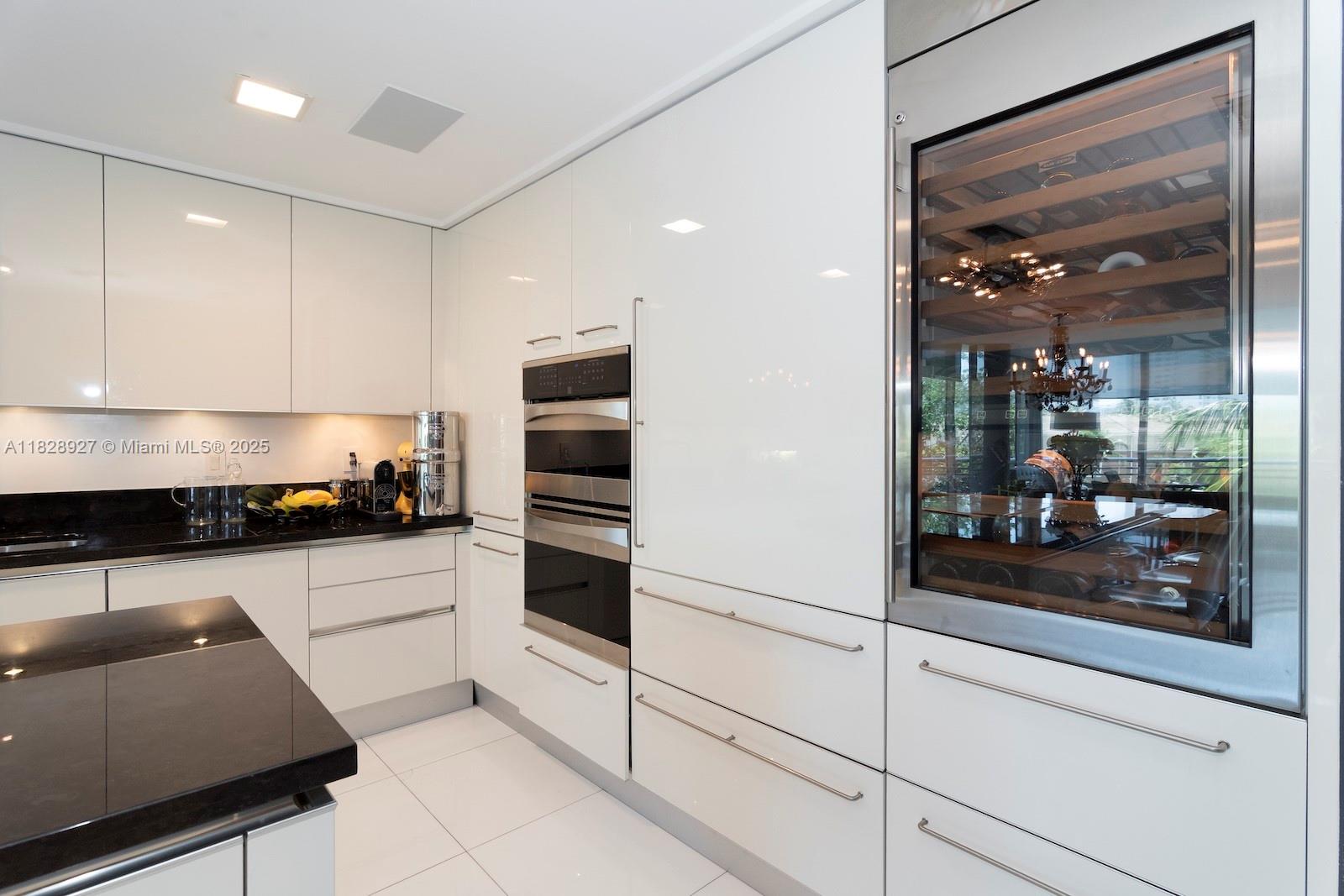 ARTECH RESIDENCES AT AVEN - Residential