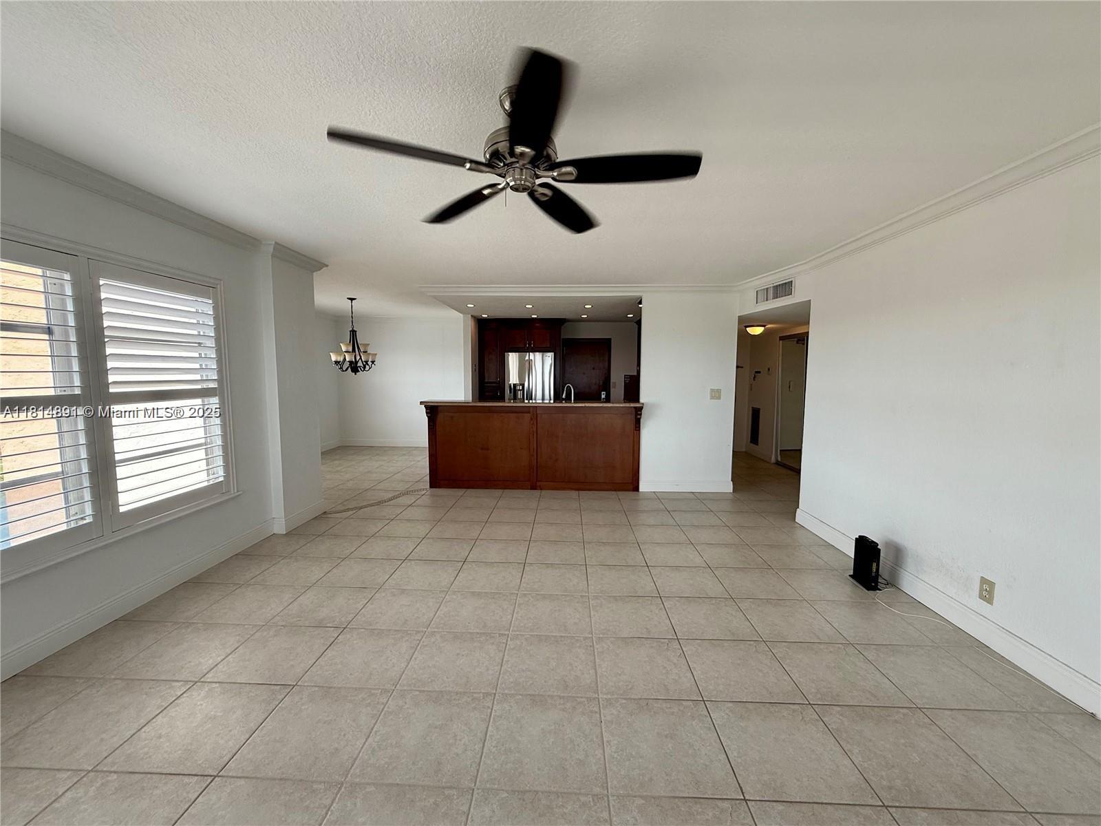 COUNTRY CLUB TOWER OF COR - Residential Lease