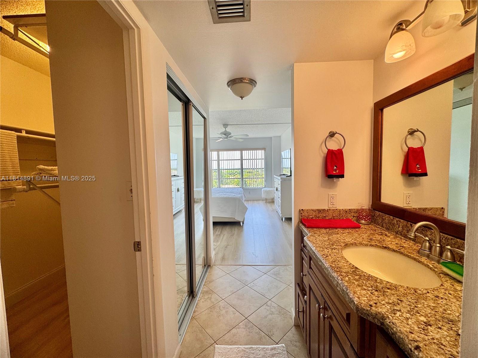 COUNTRY CLUB TOWER OF COR - Residential Lease