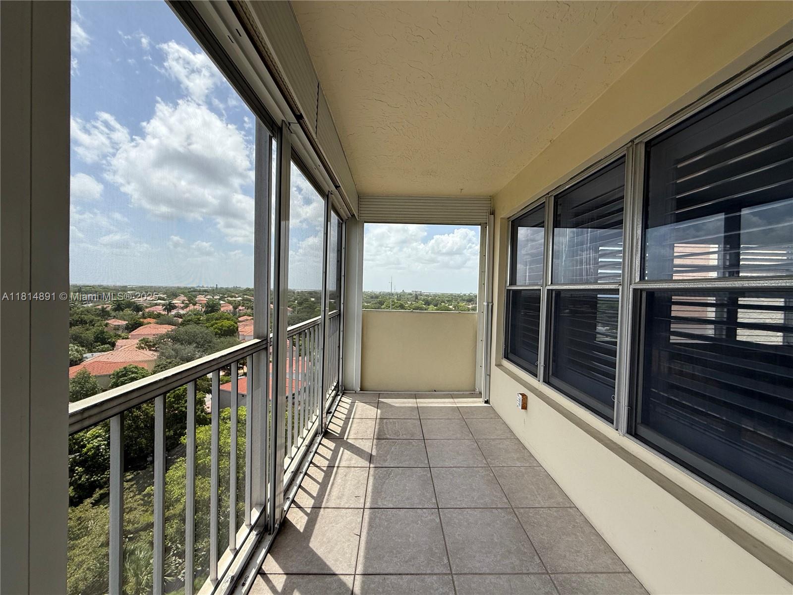 COUNTRY CLUB TOWER OF COR - Residential Lease