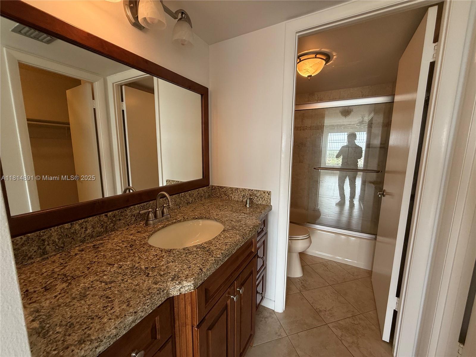 COUNTRY CLUB TOWER OF COR - Residential Lease