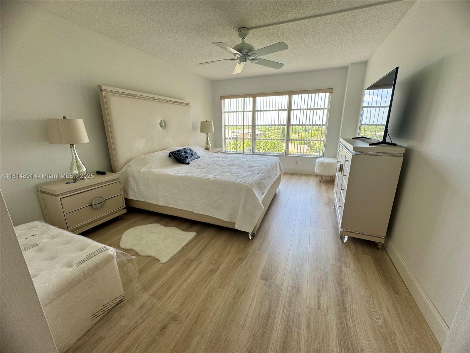 COUNTRY CLUB TOWER OF COR - Residential Lease