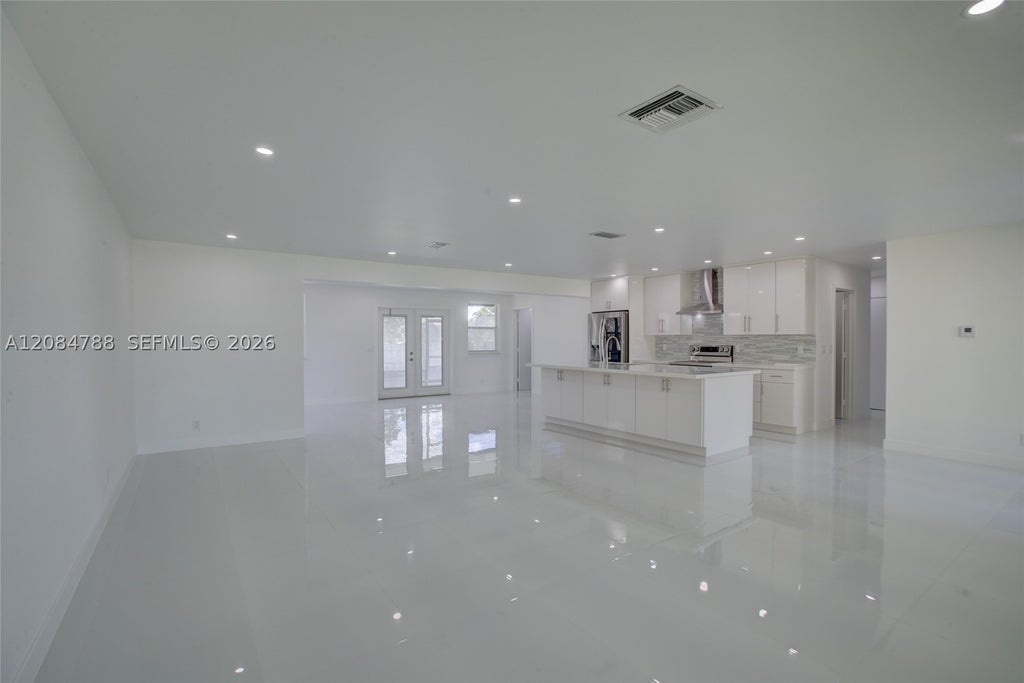 Photo of 1801 N 54th Ave, Hollywood, FL 33021 (MLS # A12084788)