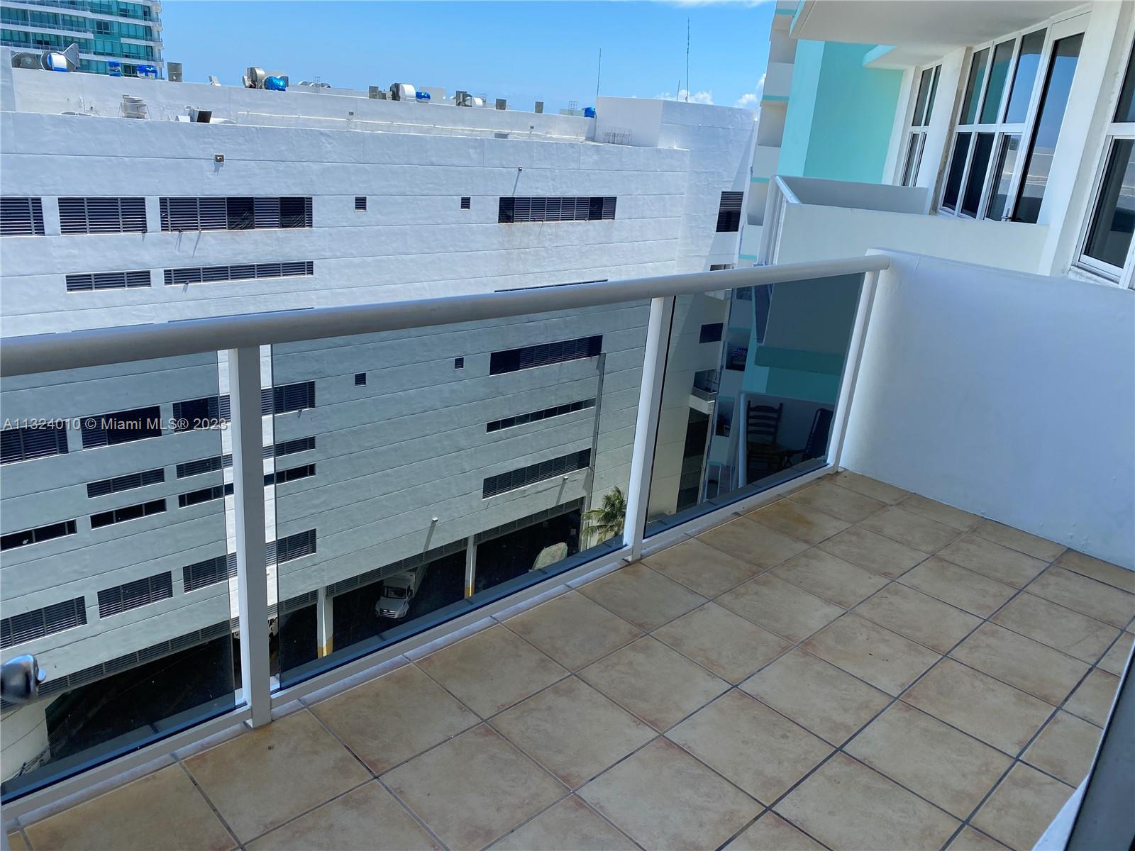 SEA AIR TOWERS CONDO - Residential Lease