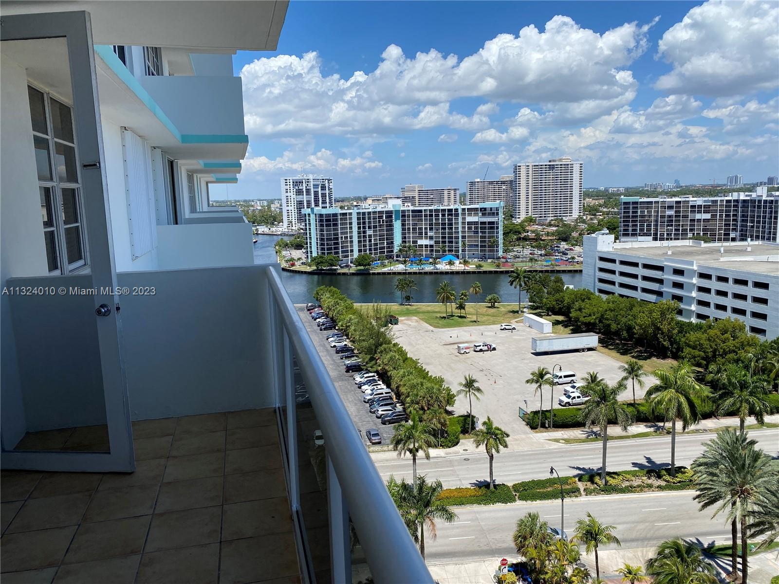 SEA AIR TOWERS CONDO - Residential Lease