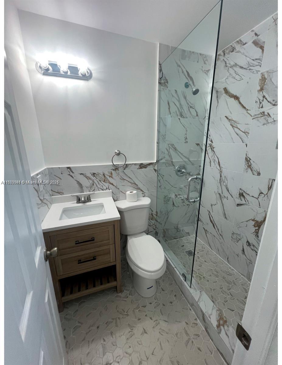 FAIRLAWN - Residential