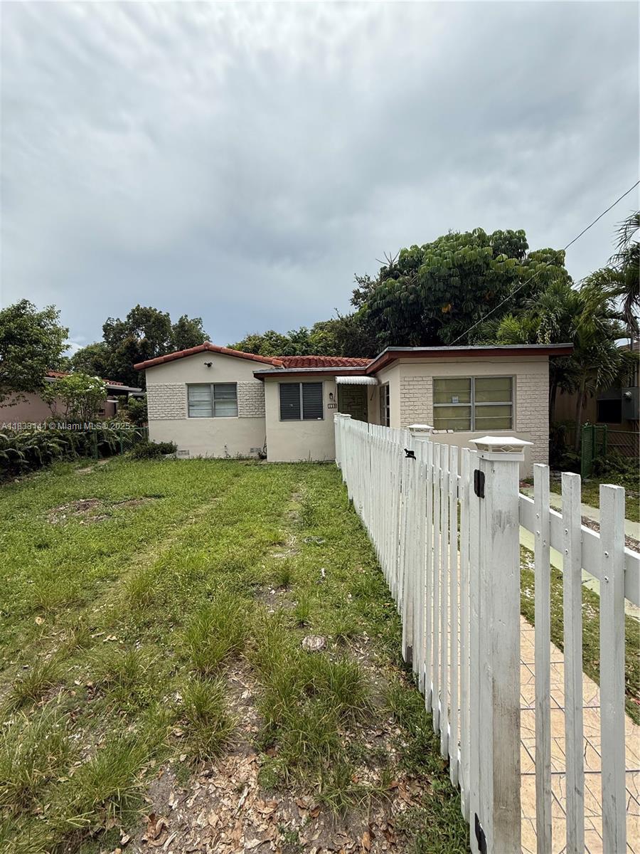 110 SW 64th Ct