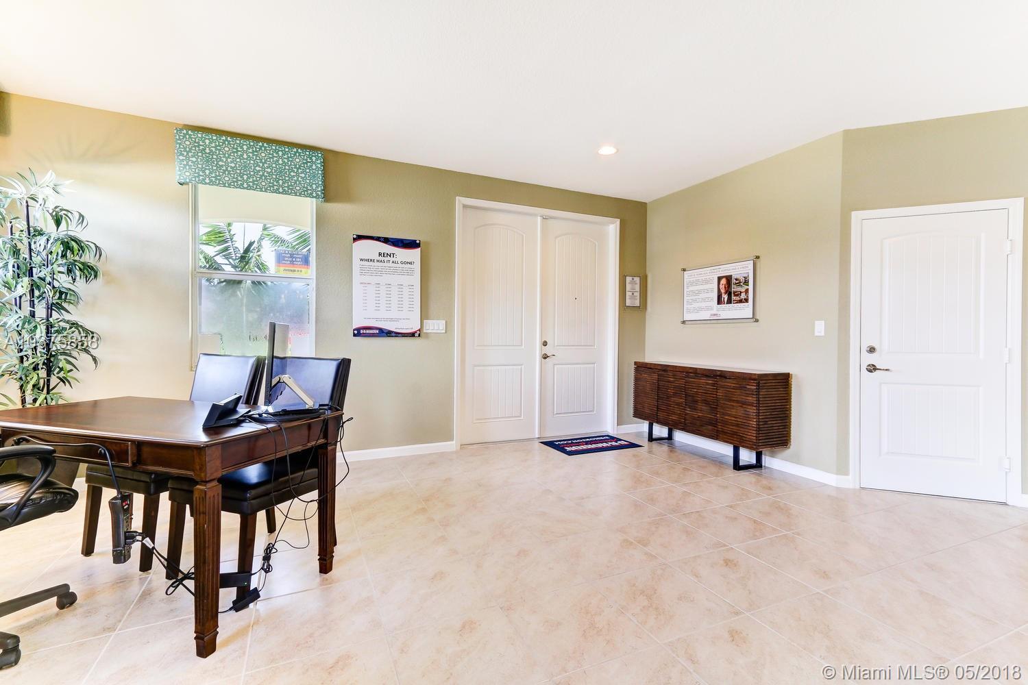 VENTANAS AT HOMESTEAD - Residential