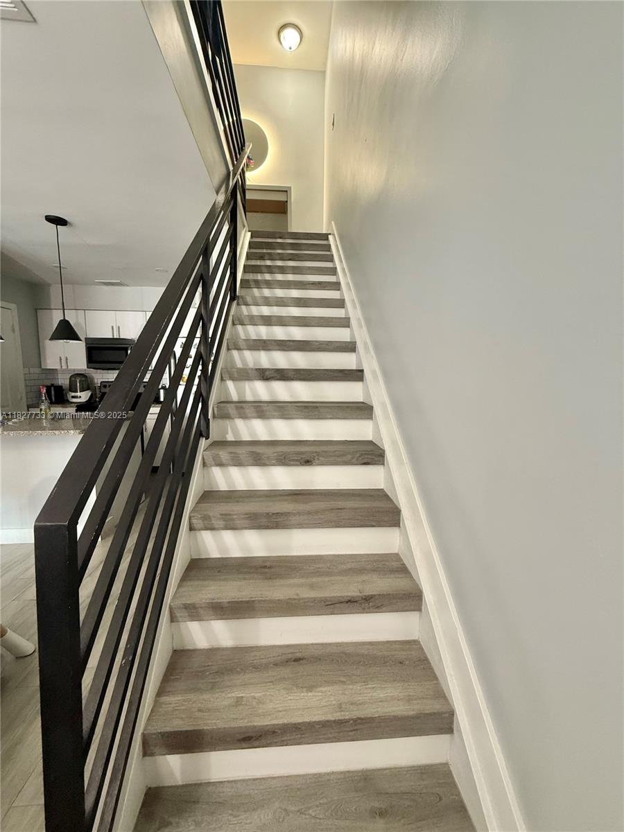 17425 NW 67th Pl F-13