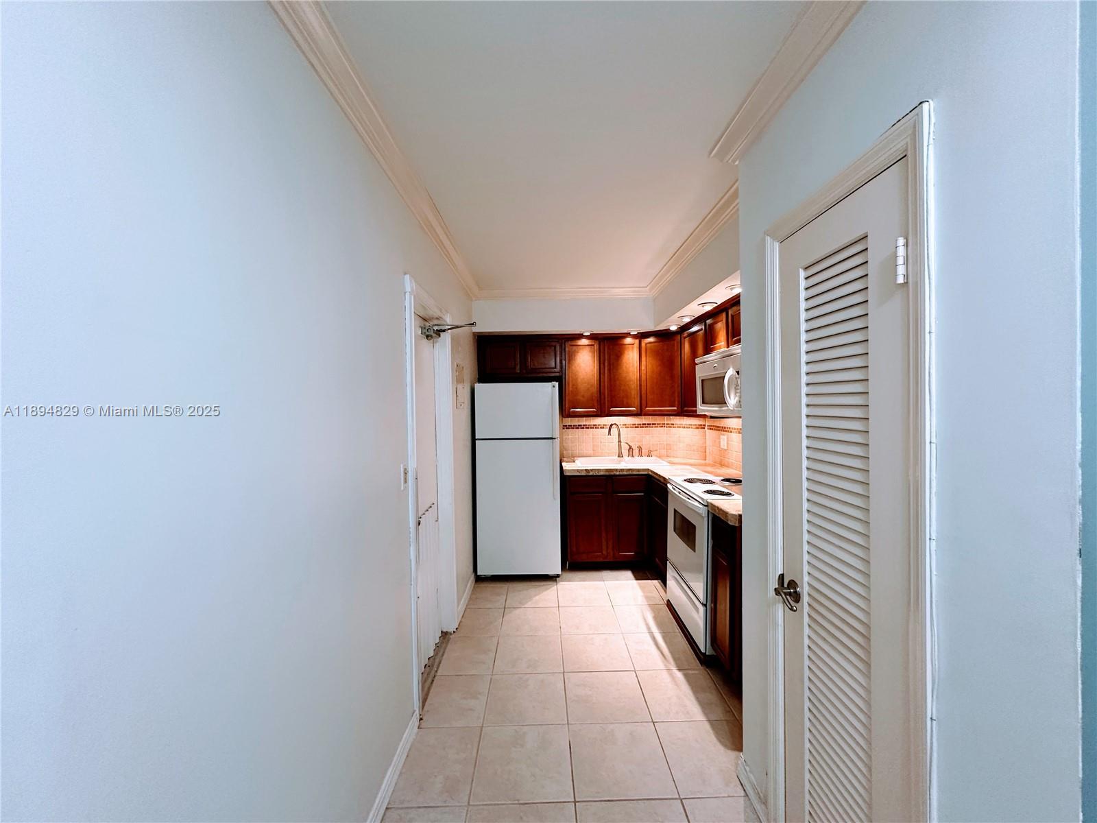 2424 SE 17th St B307