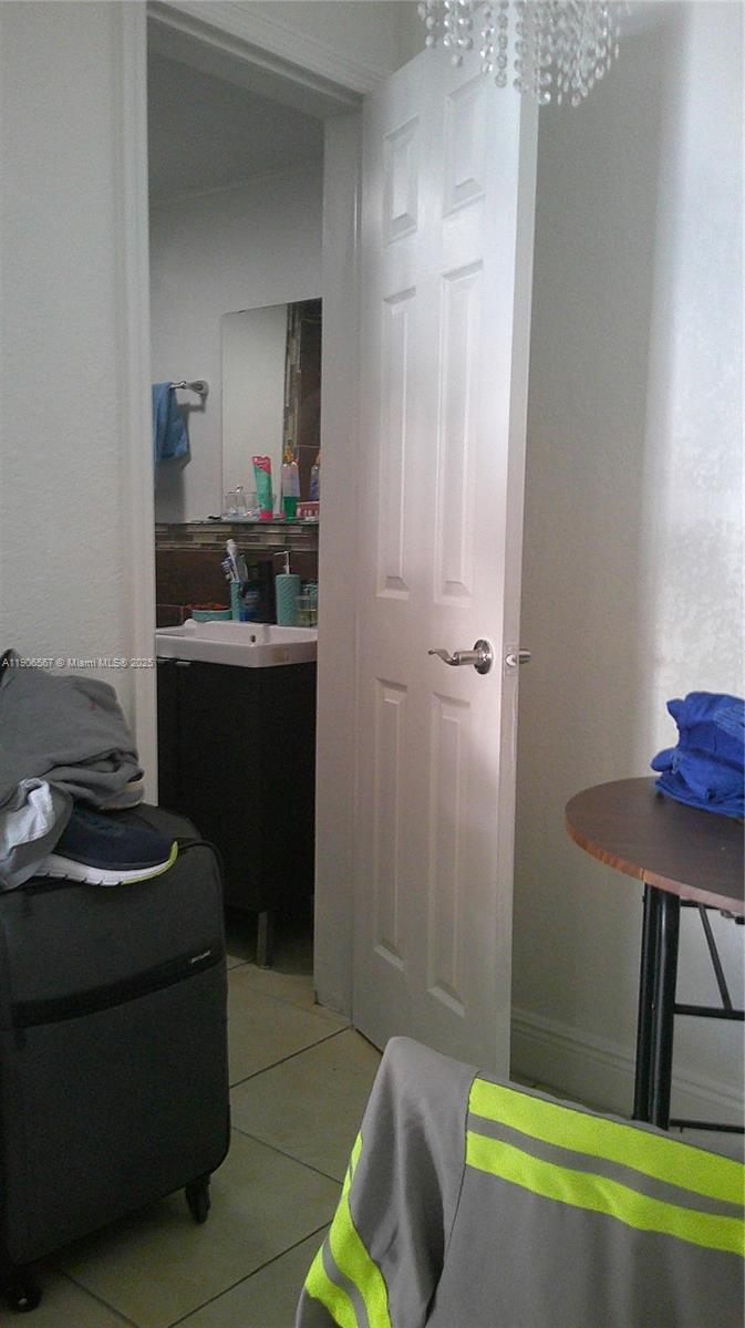 INGLESIDE PARK 1ST ADDN - Residential