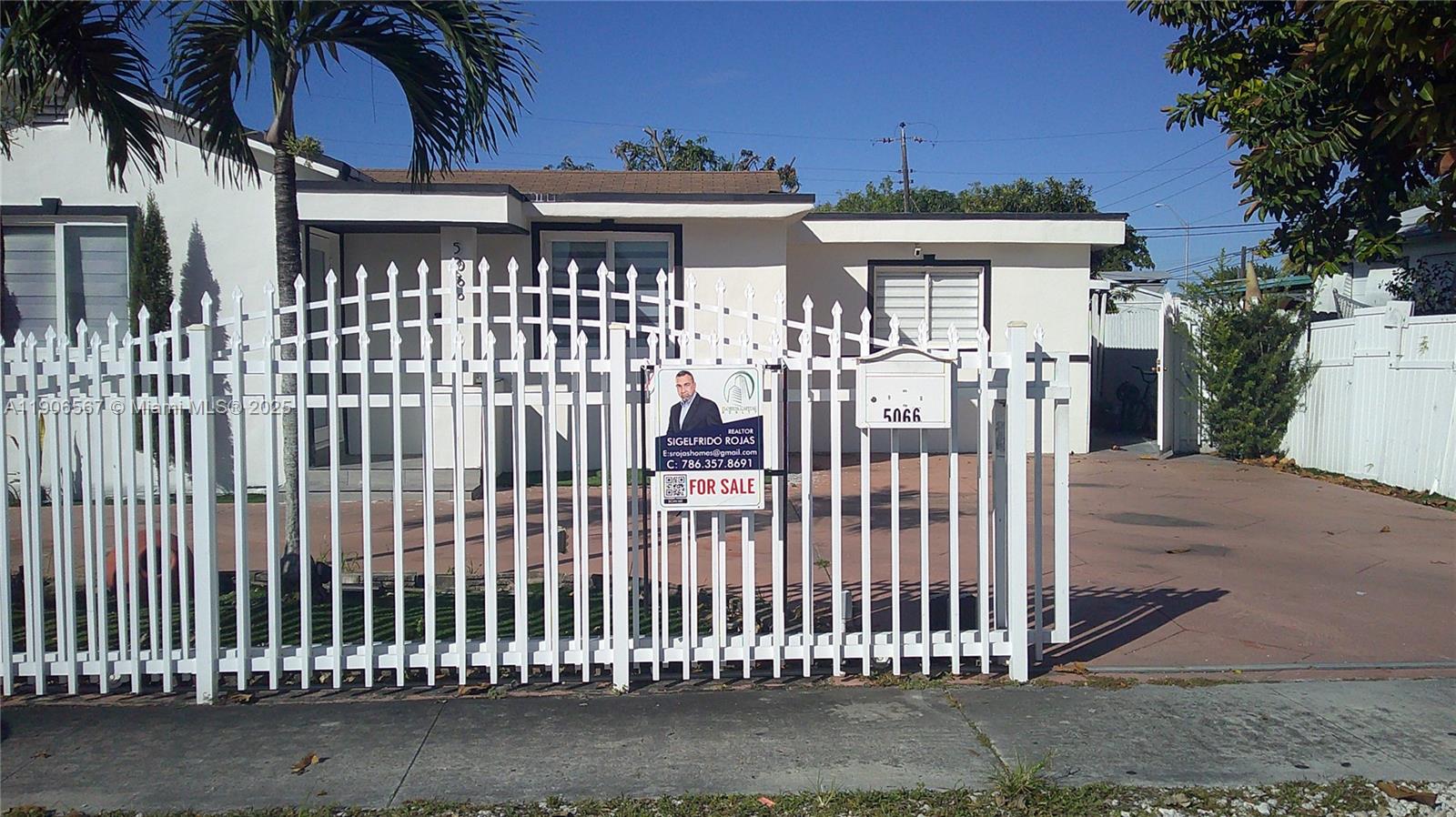 INGLESIDE PARK 1ST ADDN - Residential