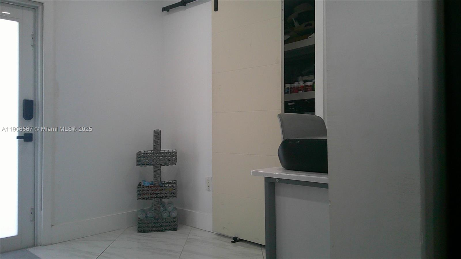 INGLESIDE PARK 1ST ADDN - Residential