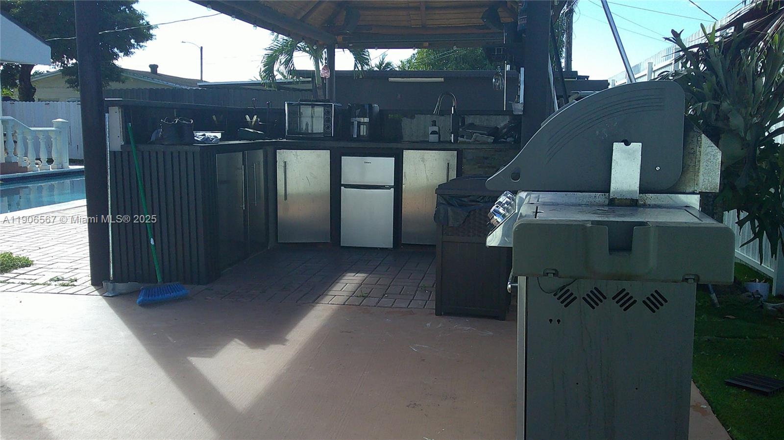 INGLESIDE PARK 1ST ADDN - Residential