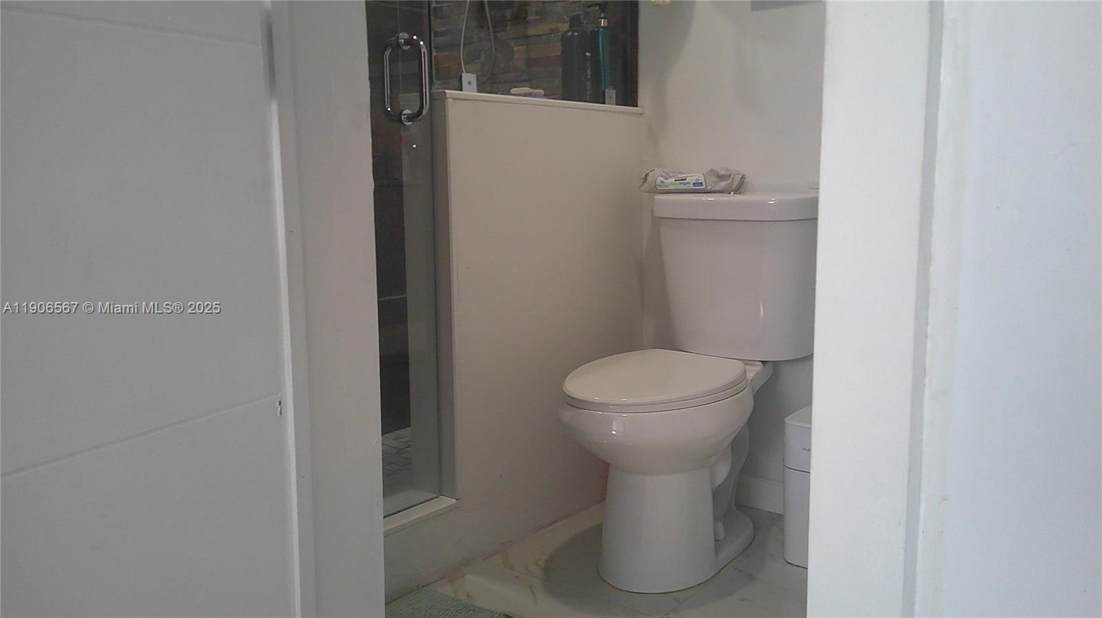 INGLESIDE PARK 1ST ADDN - Residential