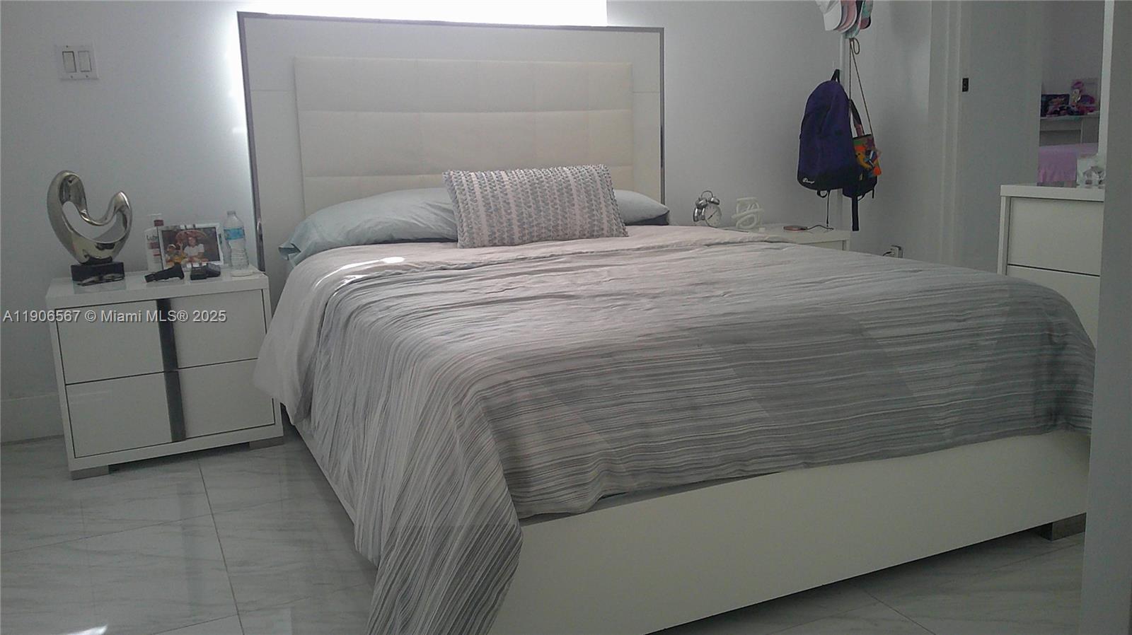 INGLESIDE PARK 1ST ADDN - Residential