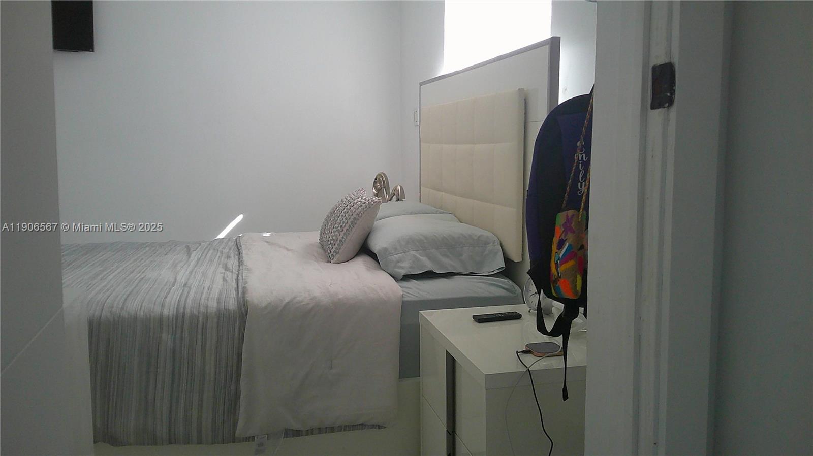 INGLESIDE PARK 1ST ADDN - Residential