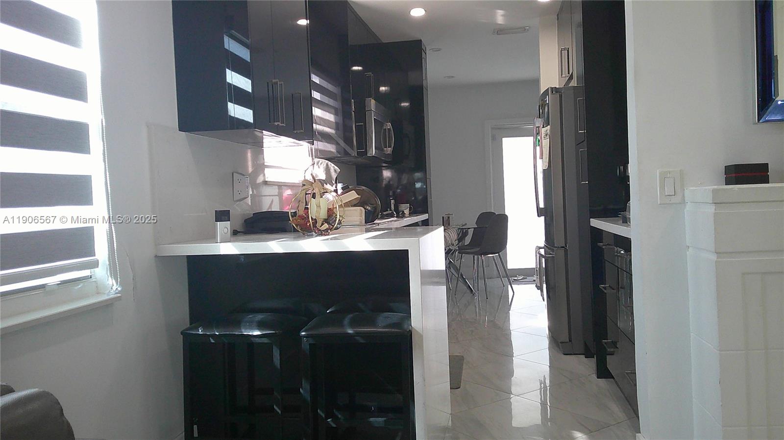 INGLESIDE PARK 1ST ADDN - Residential