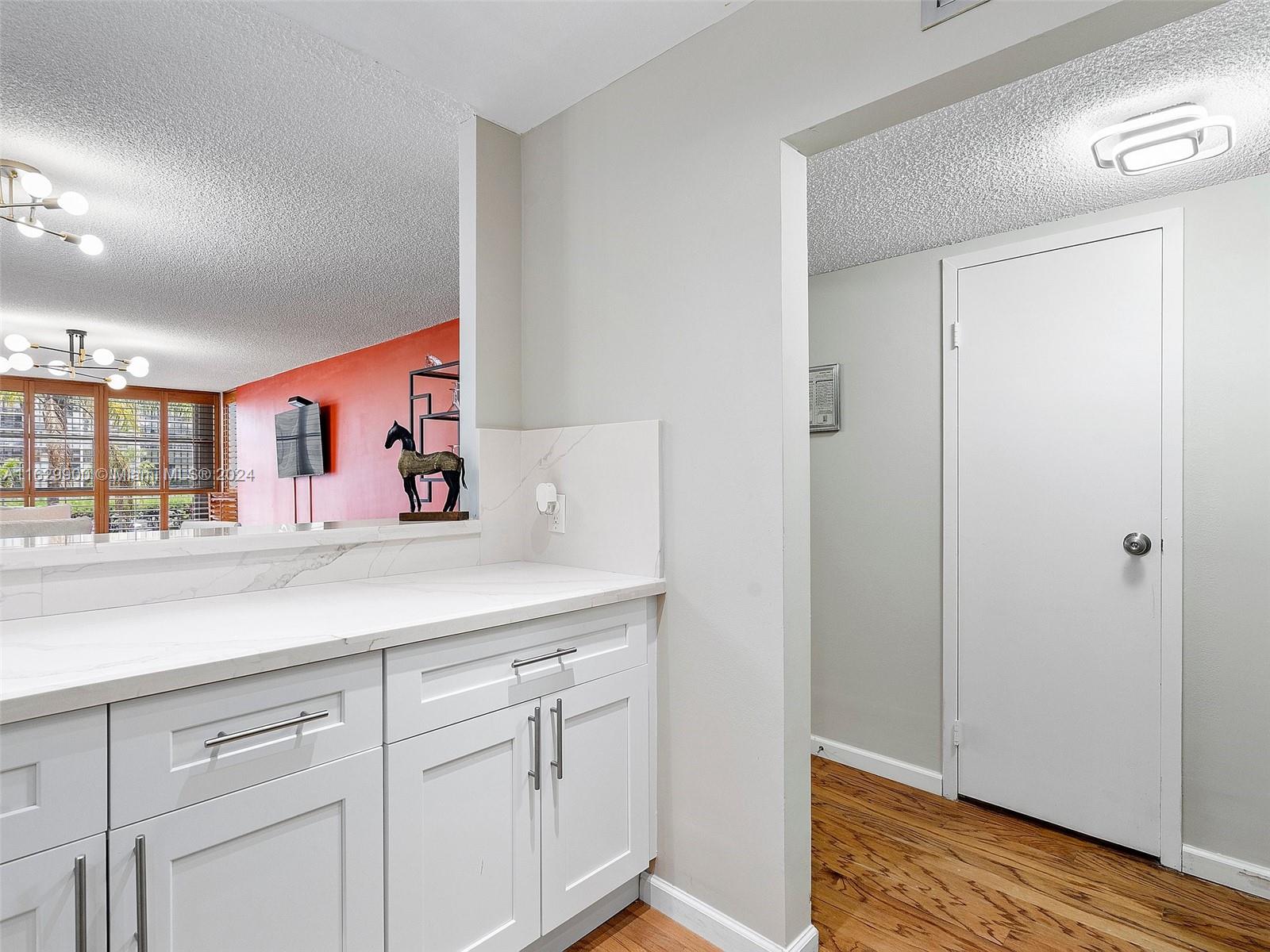 TOWERS OF OCEANVIEW SOUTH - Residential