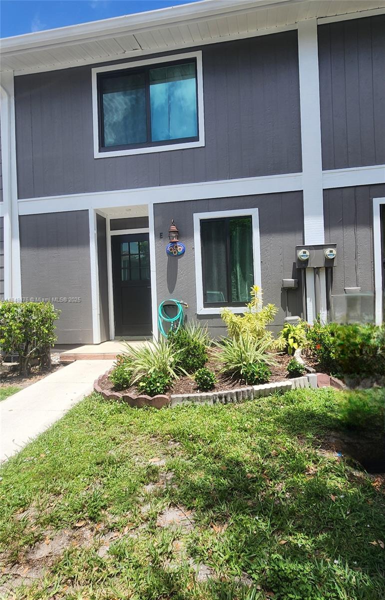 , West Palm Beach, FL, 33415/$310,999 1 4193598971