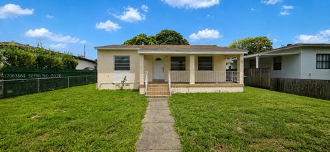 Photo of 126 W 35th St, Hialeah, FL 33012 (MLS # A12083664)