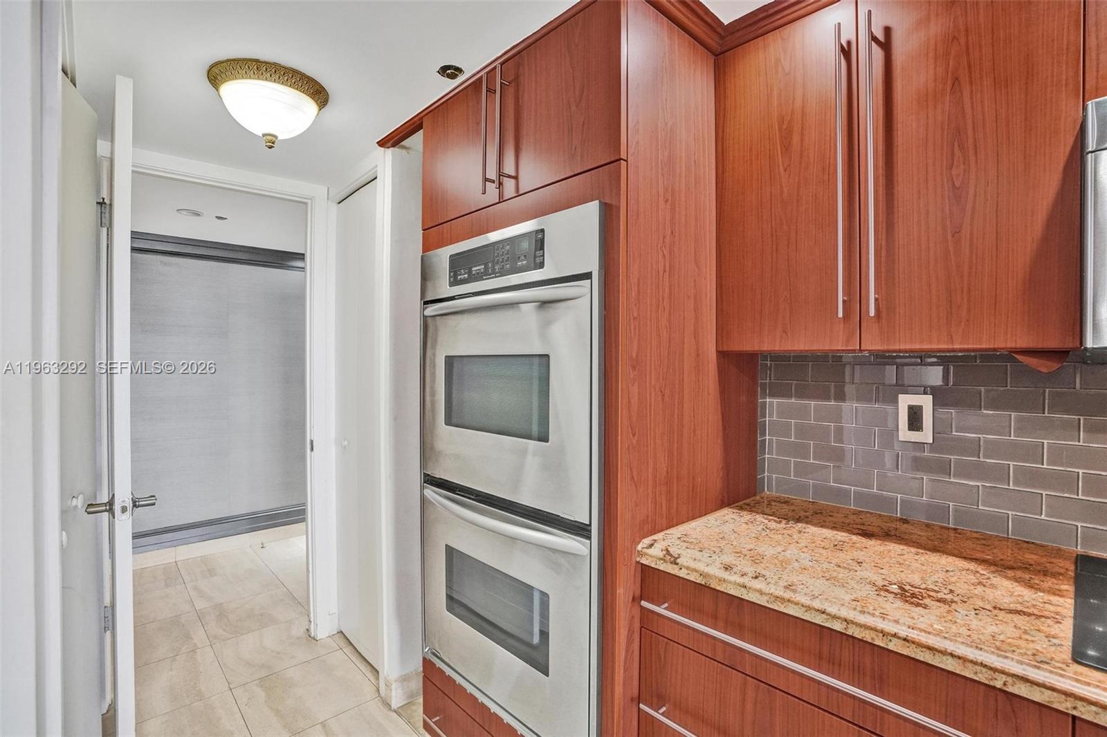 TURNBERRY TOWERS CONDO - Residential