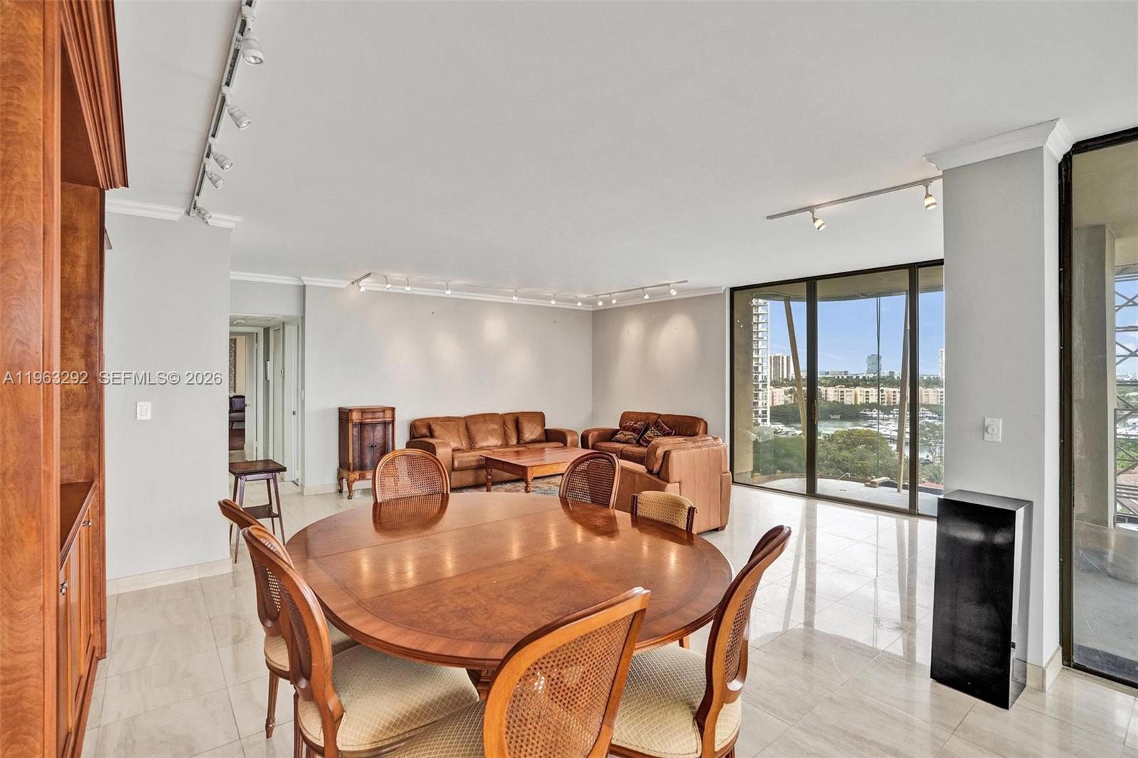 TURNBERRY TOWERS CONDO - Residential