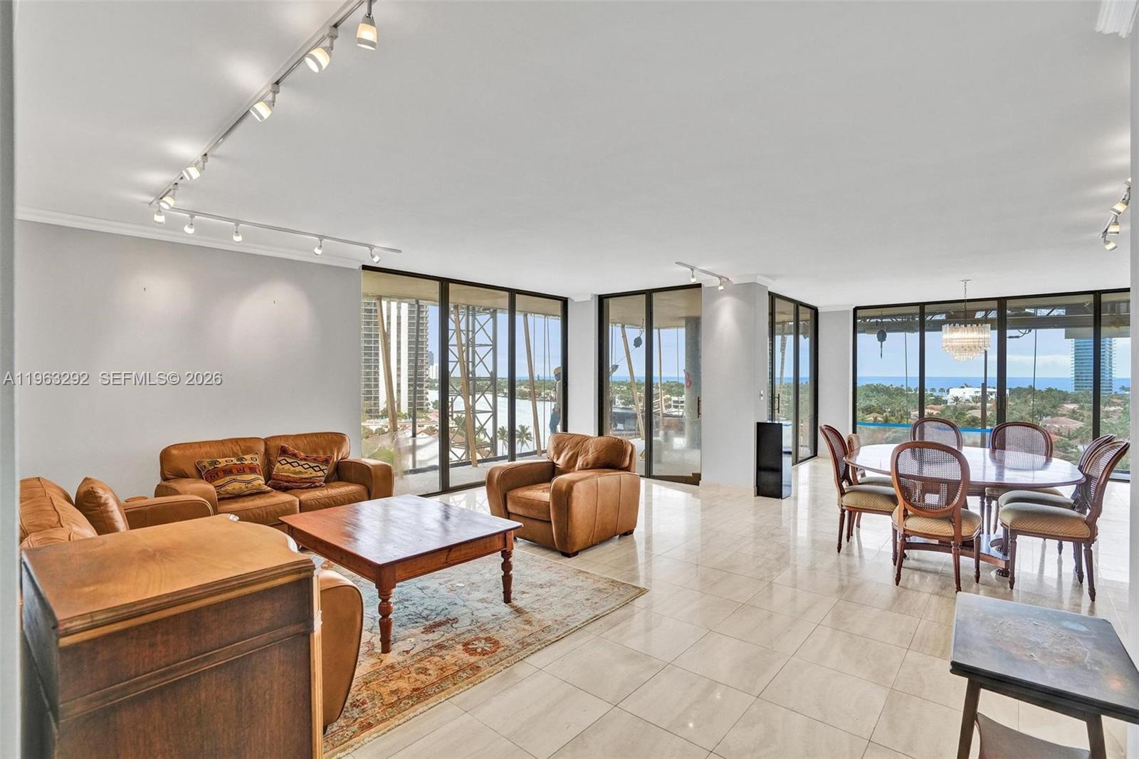 TURNBERRY TOWERS CONDO - Residential