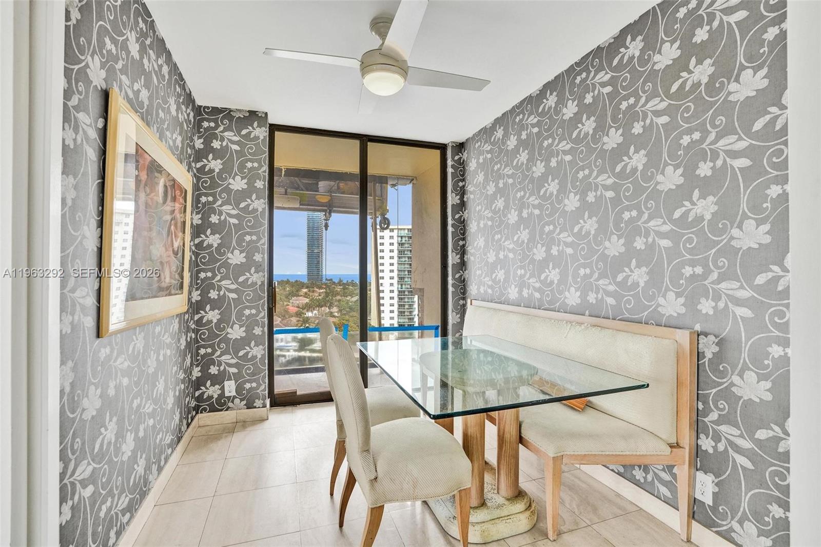 TURNBERRY TOWERS CONDO - Residential